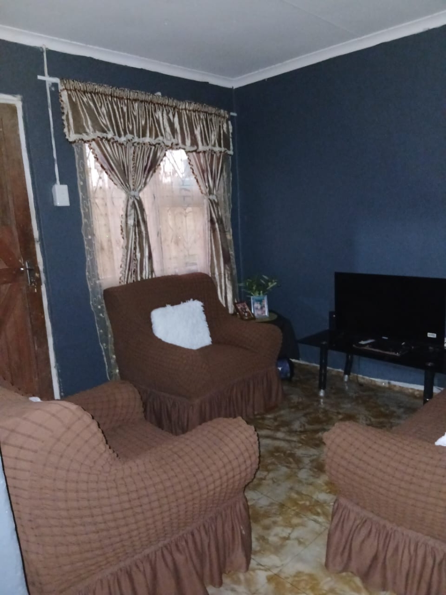 2 Bedroom Property for Sale in Booysens Park Eastern Cape